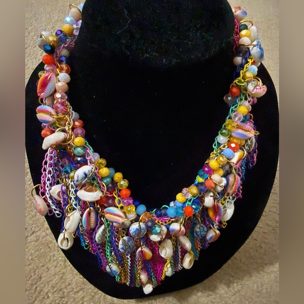 Sassy Jones Multicolor Necklace,Earrings and Bracelet Set